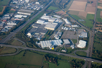 Ortsteil Durlach in Karlsruhe im Bundesland Baden-Württemberg, Deutschland vom Flugzeug aus