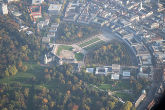 Luftaufnahme von Ortsteil Innenstadt-West in Karlsruhe im Bundesland Baden-Württemberg, Deutschland