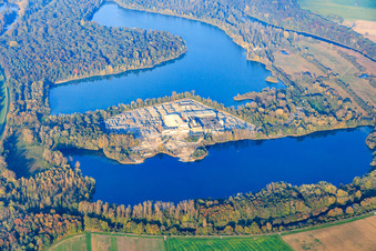 Luftbild von Betonwerk Lithonplus GmbH & Co. KG am Baggersee Eggenstein in Eggenstein-Leopoldshafen im Bundesland Baden-Württemberg, Deutschland