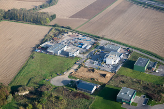 Luftbild von Soultz-sous-Forêts im Bundesland Bas-Rhin, Frankreich