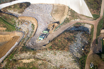 Drohnenaufname von Schaffhouse-près-Seltz im Bundesland Bas-Rhin, Frankreich