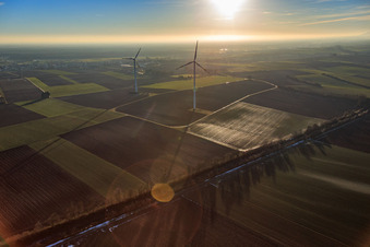Luftaufnahme von Minfelder Windpark im Bundesland Rheinland-Pfalz, Deutschland
