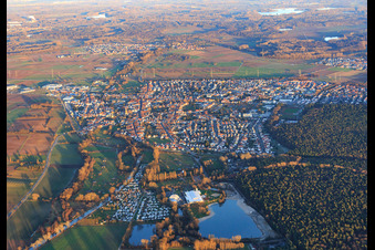 Stadtansicht im Winter aus Westen in Rülzheim im Bundesland Rheinland-Pfalz, Deutschland