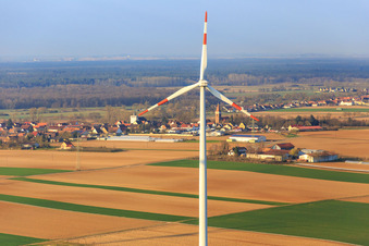 Minfelder Windpark im Bundesland Rheinland-Pfalz, Deutschland aus der Vogelperspektive