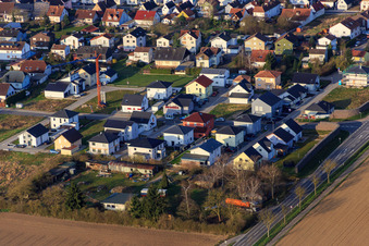 Neubaugebiet Holderbusch aus Nordosten in Minfeld im Bundesland Rheinland-Pfalz, Deutschland