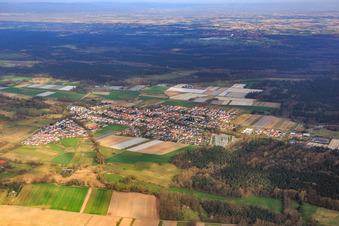 Ortsübersicht im Winter aus Süden in Hanhofen im Bundesland Rheinland-Pfalz, Deutschland