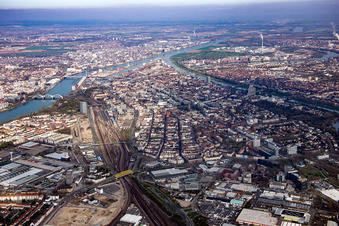 Luftbild von Ortsteil Innenstadt in Mannheim im Bundesland Baden-Württemberg, Deutschland