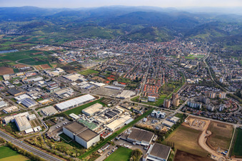 Stadtübersicht jenseits der A5 aus Südwesten in Heppenheim im Bundesland Hessen, Deutschland