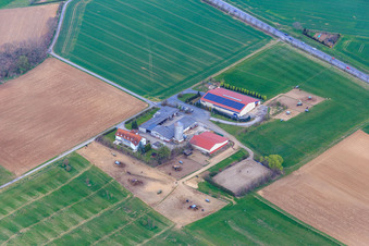 Gehöft des Bauernhofes Roßberghof in Roßdorf im Bundesland Hessen, Deutschland