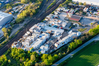 Wohn-Container-Lager der U. S. Ungar Service GmbH im Ortsteil Goddelau in Riedstadt im Bundesland Hessen, Deutschland