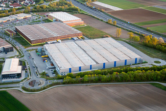 Lagerhallen und Speditionsgebäude der Bonano GmbH in Lorsch im Bundesland Hessen, Deutschland
