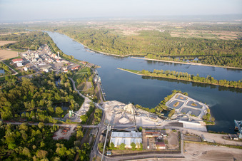 Drohnenaufname von Lauterbourg im Bundesland Bas-Rhin, Frankreich