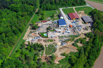 Drohnenaufname von Palatinum Landschafts u. Gartendesign in Hagenbach im Bundesland Rheinland-Pfalz, Deutschland