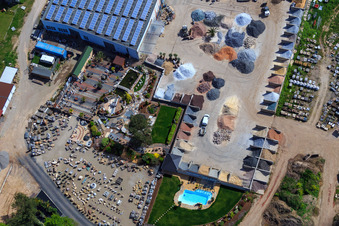 Schrägluftbild von Palatinum Landschafts u. Gartendesign in Hagenbach im Bundesland Rheinland-Pfalz, Deutschland