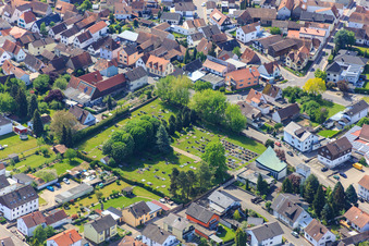 Alter Friedhof in Hagenbach im Bundesland Rheinland-Pfalz, Deutschland