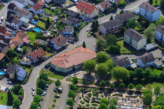 Städt. Kindergarten Regenbogen in Hagenbach im Bundesland Rheinland-Pfalz, Deutschland