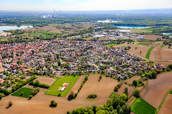 Stadtübersicht aus Westen in Hagenbach im Bundesland Rheinland-Pfalz, Deutschland