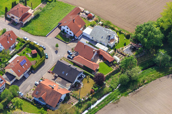 Schrägluftbild von Ahornstr in Hagenbach im Bundesland Rheinland-Pfalz, Deutschland