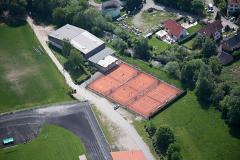 Luftbild von Lauterbourg, Sportplätze im Bundesland Bas-Rhin, Frankreich