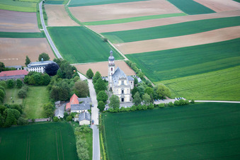 Luftbild von Fährbrück, Wallfahrtskirche in Hausen bei Würzburg im Bundesland Bayern, Deutschland