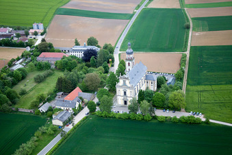 Kirchengebäude der Wallfahrtskirche Fährbrück in Hausen in Hausen bei Würzburg im Bundesland Bayern, Deutschland