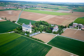 Fährbrück, Wallfahrtskirche in Hausen bei Würzburg im Bundesland Bayern, Deutschland aus der Luft