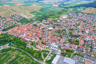 Altstadt aus Südwesten in Volkach im Bundesland Bayern, Deutschland