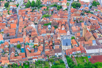 Marktplatz in Volkach im Bundesland Bayern, Deutschland