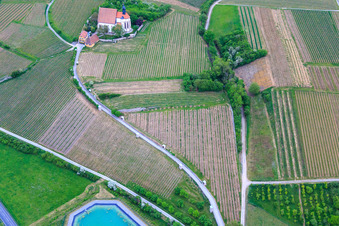 Mater dolorosa - Pilgerweg zur Wallfahrtskapelle  Maria im Weingarten in Volkach im Bundesland Bayern, Deutschland