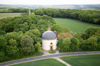Schrägluftbild von Schlosspark Gaibach in Volkach im Bundesland Bayern, Deutschland
