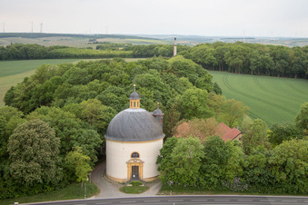 Schlosspark Gaibach in Volkach im Bundesland Bayern, Deutschland von oben