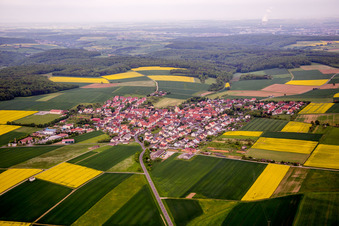 Hesselbach von Norden in Üchtelhausen im Bundesland Bayern, Deutschland