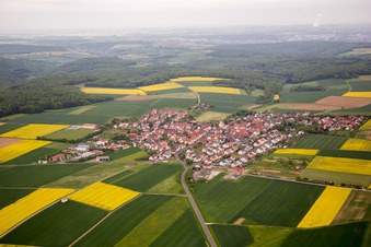 Luftbild von Hesselbach von Norden in Üchtelhausen im Bundesland Bayern, Deutschland