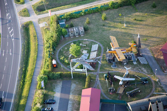 Militärmuseum im Ortsteil Stammheim in Kolitzheim im Bundesland Bayern, Deutschland vom Flugzeug aus