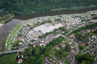 Wohnwagen und Zelte- Campingplatz - und Zeltplatz Weseroase / Campingplatz Bad Karlshafen an der Weser im Ortsteil Karlshafen in Bad Karlshafen im Bundesland Hessen, Deutschland