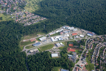 Industriegebiet Daimlerstr in Neuenbürg im Bundesland Baden-Württemberg, Deutschland