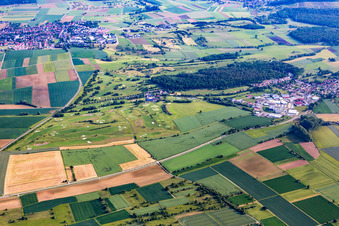 Gelände des Golfplatz Golfclub Pforzheim Karlshäuser Hof e.V. Ölbronn-Dürrn in Ölbronn-Dürrn im Bundesland Baden-Württemberg, Deutschland