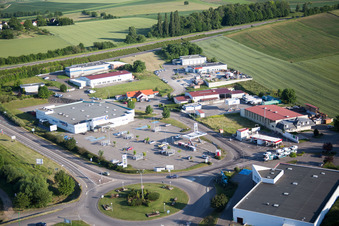 Soultz-sous-Forêts im Bundesland Bas-Rhin, Frankreich von oben gesehen