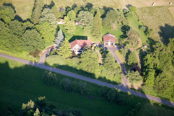 Luftbild von Lembach im Bundesland Bas-Rhin, Frankreich