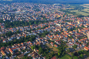 Stettenbergstr in Lingenfeld im Bundesland Rheinland-Pfalz, Deutschland