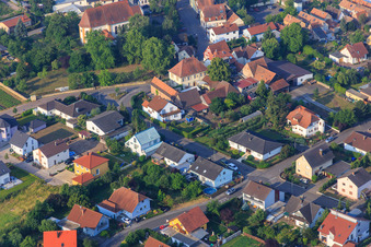 Raiffeisenstr in Zeiskam im Bundesland Rheinland-Pfalz, Deutschland