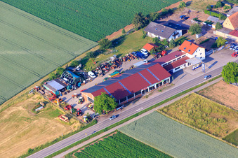 Tankstelle Otwin Zwißler in Ottersheim bei Landau im Bundesland Rheinland-Pfalz, Deutschland