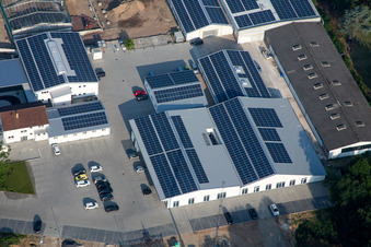 Luftbild von Klinikgelände des Rehabilitationszentrums der Rehaklinik REHA med Gesundheitspark GmbH - Reha PLUS in Herxheim bei Landau (Pfalz) im Bundesland Rheinland-Pfalz, Deutschland