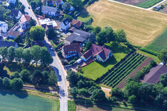 Bahnhofstr in Zeiskam im Bundesland Rheinland-Pfalz, Deutschland