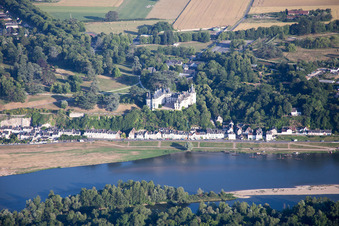 Luftbild von Chaumont-sur-Loire im Bundesland Loir-et-Cher, Frankreich