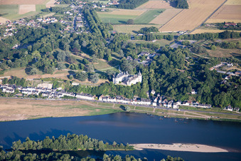 Schrägluftbild von Chaumont-sur-Loire im Bundesland Loir-et-Cher, Frankreich