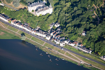 Chaumont-sur-Loire im Bundesland Loir-et-Cher, Frankreich von oben gesehen