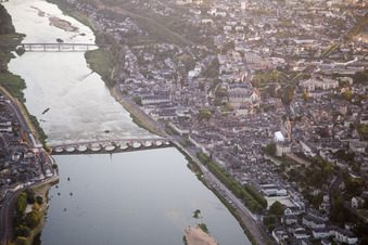 Schrägluftbild von Vineuil im Bundesland Loir-et-Cher, Frankreich