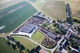 Talcy im Bundesland Loir-et-Cher, Frankreich von oben gesehen