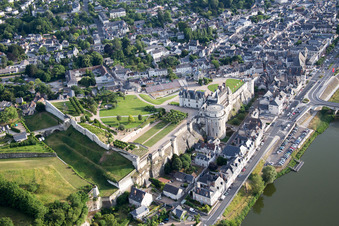 Amboise im Bundesland Indre-et-Loire, Frankreich von einer Drohne aus
